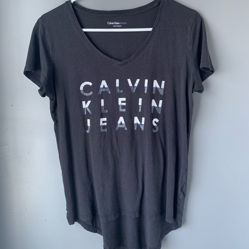 Calvin Klein tee shirt